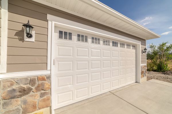 Professional Garage Siding Repair